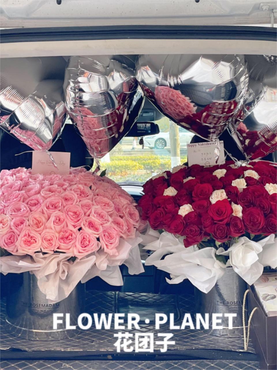 199 roses huge bucket (SuperHuman Size)