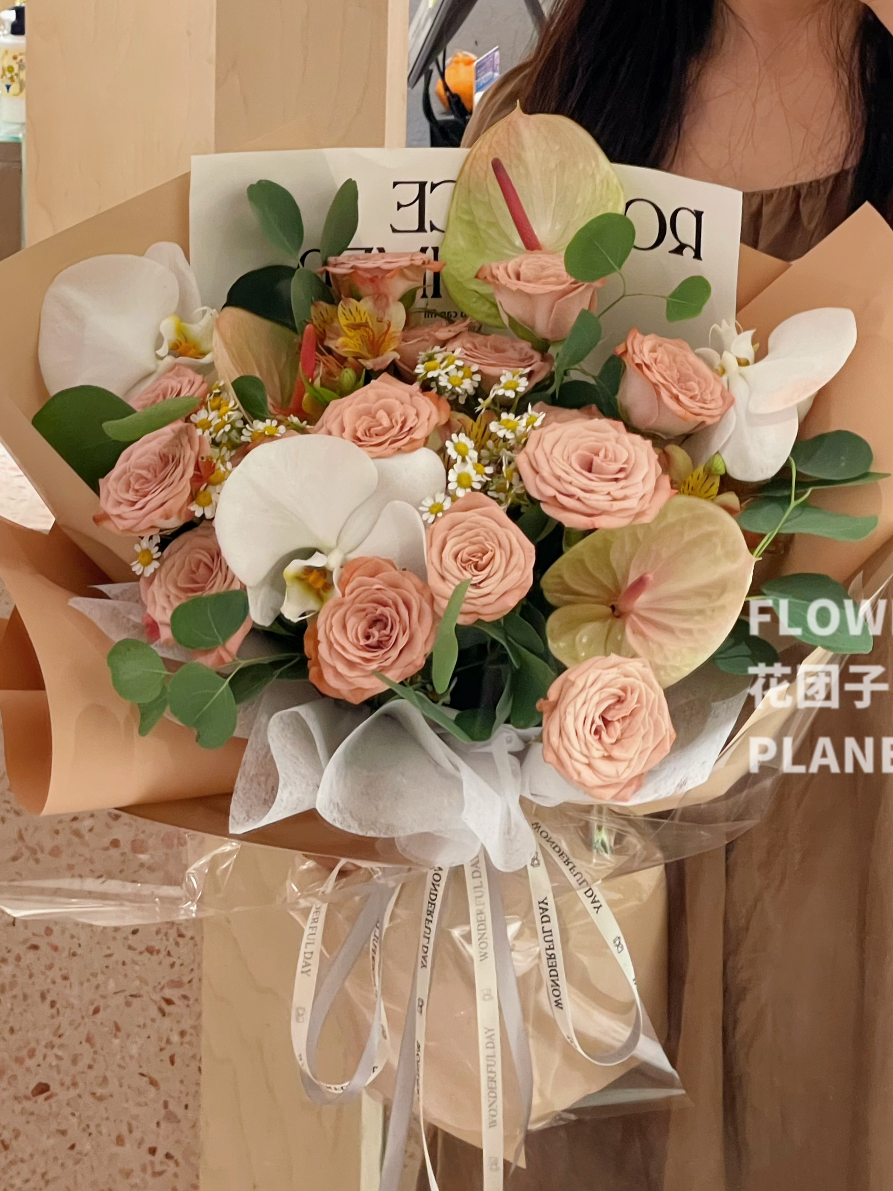 Cappuccino Roses&Orchid&Anthurium（XL Size）